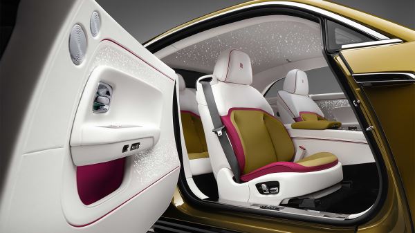 Bentley EXP 15 против Rolls-Royce Spectre: битва электрических аристократов