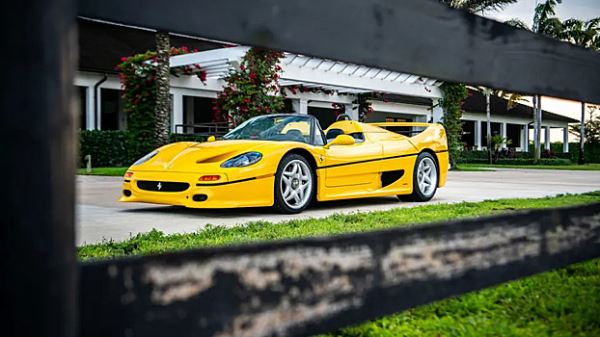 Ferrari модельера Ральфа Лорена могут продать за $7,5 миллионов: что это за машина
