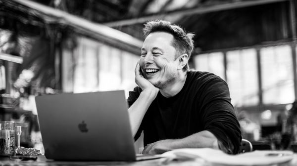 Grok обновился по-крупному: теперь чат-бот сам решает, сколько времени он будет думать над вашим вопросом