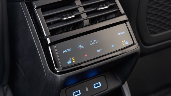 Проверка временем: тест-драйв Geely Monjaro