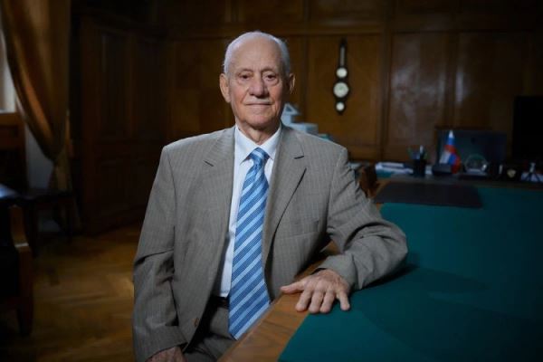 «Наша страна должна развивать фармакологию»