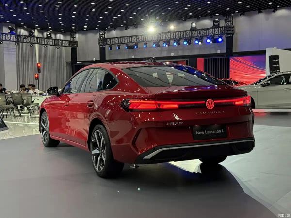 Таких Volkswagen мы ещё не видели. Представлены новые Lamando L и Lamando L GTS (с мотором от Golf GTI)