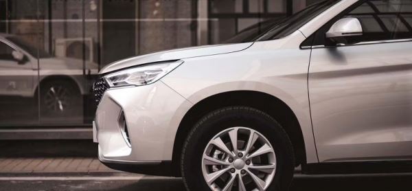 Теперь по полному циклу, со сваркой и окраской: на бывшем российском заводе Peugeot-Citroen-Mitsubishi наладили сборку Haval M6
