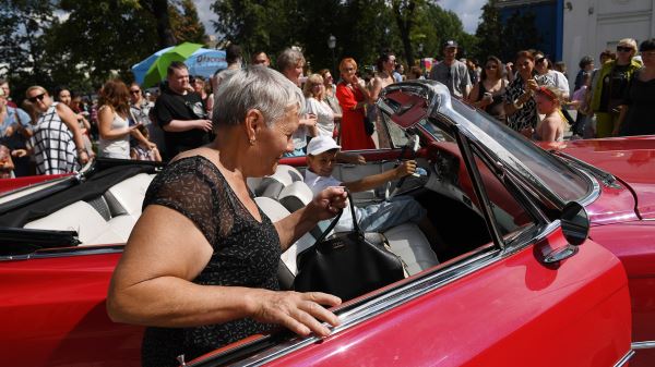 Все пенсионные льготы по налогам на машину и их оформление: должны ли пенсионеры платить транспортный налог в 2025 году