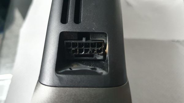 Уникальный случай: разъем питания GeForce RTX 5090 расплавился под нагрузкой, но видеокарта продолжила работать