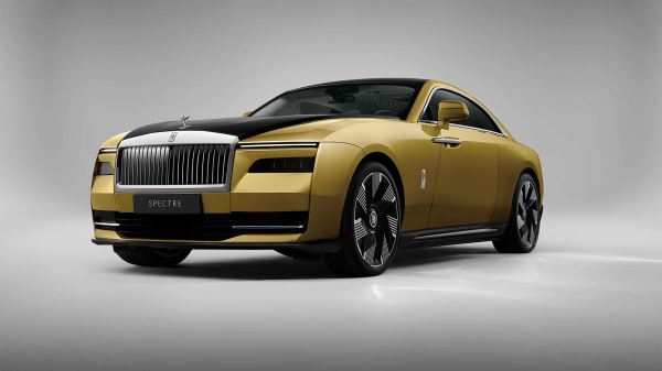 Bentley EXP 15 против Rolls-Royce Spectre: битва электрических аристократов