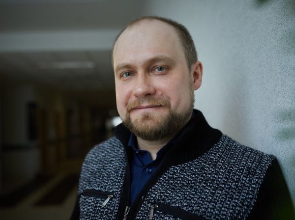 Как приручить «геномных паразитов»? Лекция биолога Алексея Шацких