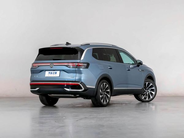 Самый большой кроссовер Volkswagen оказался на удивление доступным: представлен обновленный Volkswagen Talagon за 270 тыс. юаней (3 млн рублей)