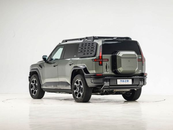 «Китайский Hummer» Mengshi M817 c передовым автопилотом Huawei Qiankun ADS 4 выходит в продажу 17 августа — недорого