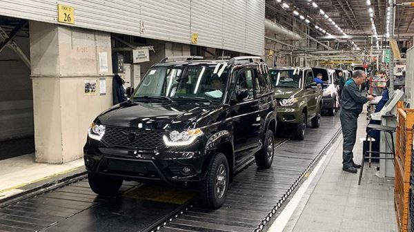 УАЗ «Патриот» с «автоматом» когда-нибудь будет, но не сейчас: такая модель не тестируется заводом