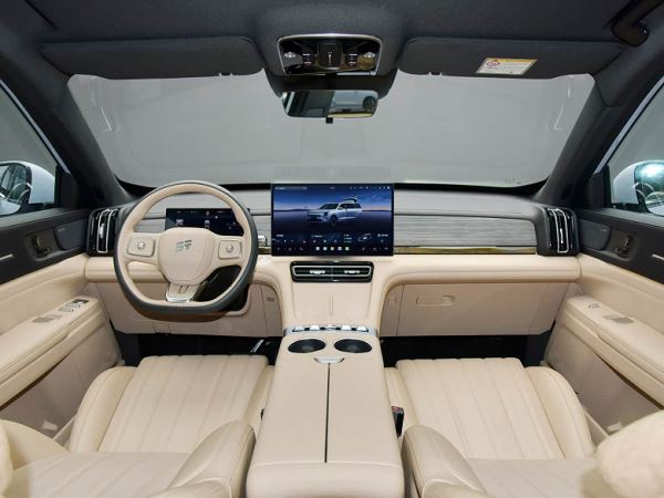Новый уровень для Jetour: гибридный Jetour Shanhai L7 Plus с 3-метровой кроватью, холодильником и запасом хода 1700 км выходит в предпродажу 18 августа