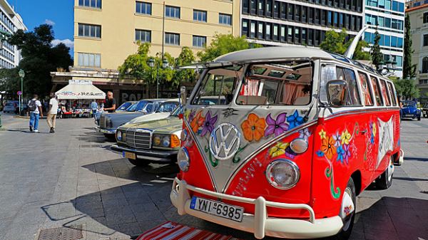 Volkswagen T1 Samba: легенда на колёсах, которая научила мир свободе