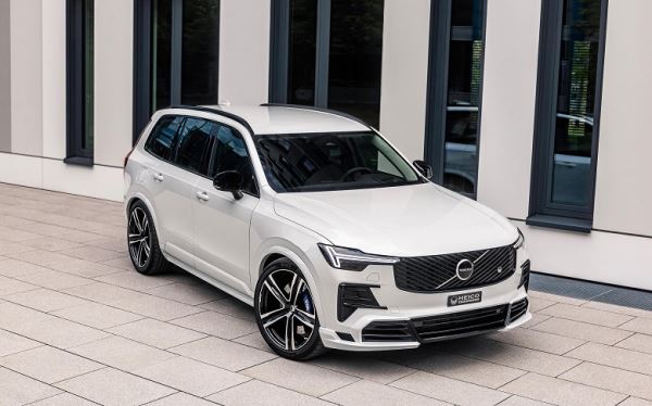 Volvo XC90 добавили стиля и мощности: наконец-то флагманский внедорожник может разгоняться больше 180 км/ч