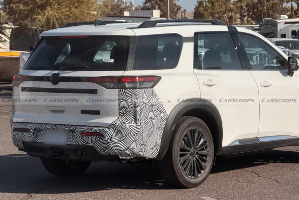 Nissan обновит свой культовый рамный внедорожник: первые фото Nissan Pathfinder