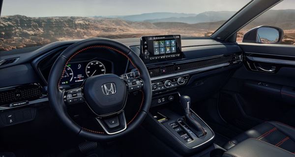 В России изменились цены на Honda CR-V: кроссоверы под заказ подорожали до 2,85 млн рублей, а машины в наличии подешевели до 3,7 млн рублей