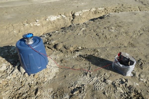 Содержание тяжелых металлов в атмосфере вблизи отходов горнорудных производств превышает фоновые значения в 1000 раз