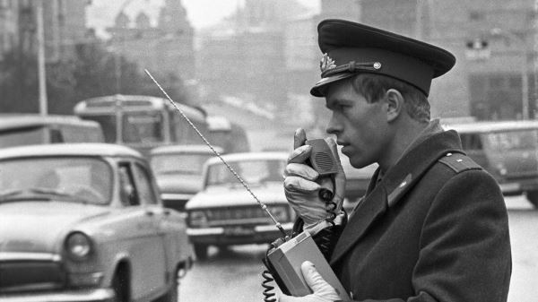 Как ГАИ ловила лихачей в СССР и чем отвечали водители: история противостояния радаров и антирадаров