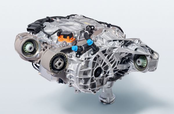 BMW запустила производство совершенно новых моторов для машин Neue Klasse с «акульим носом»: опубликованы фото двигателей